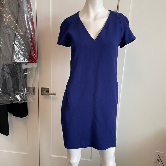Judith & Charles Modern Classic SS VNeck Lined 100% Poly Mini Dress Blue Sz 2 - Picture 1 of 11